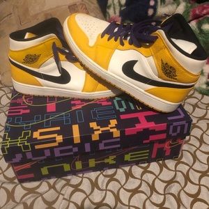 Air Jordan 1 Lakers